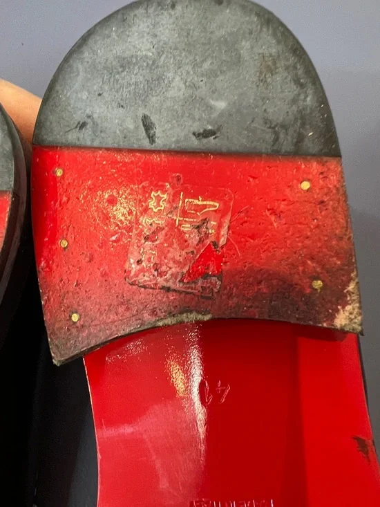 Christian Louboutin Laperouse Flat Black Silver Cap Toe EU 41 - Picture 7 of 14